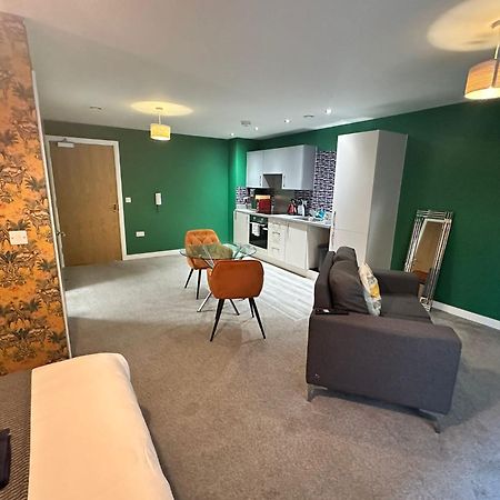 Adelphi Wharf Apartments By Beehosting Manchester Ngoại thất bức ảnh