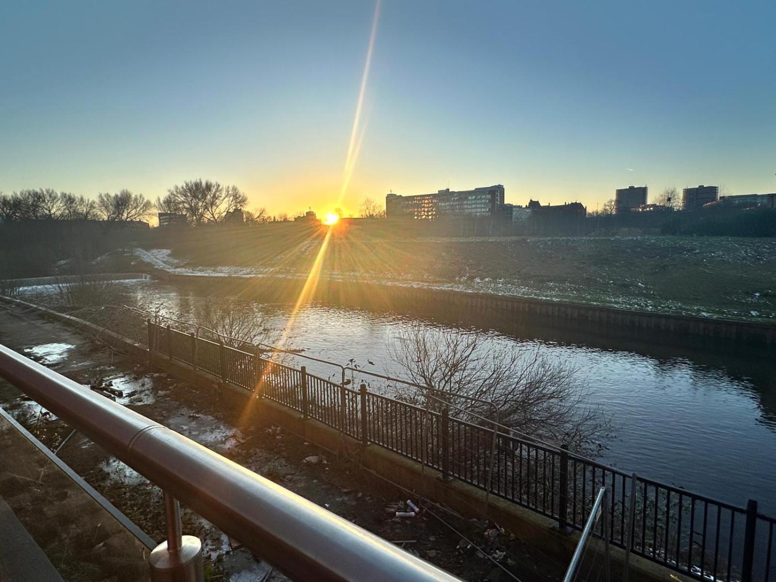 Adelphi Wharf Apartments By Beehosting Manchester Ngoại thất bức ảnh